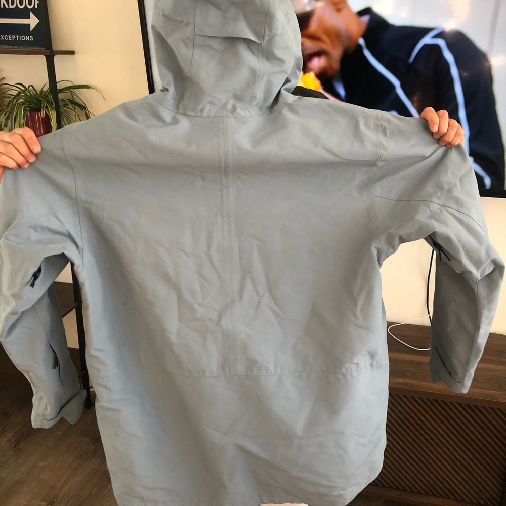 Snow jacket!! - Picture 3 of 5